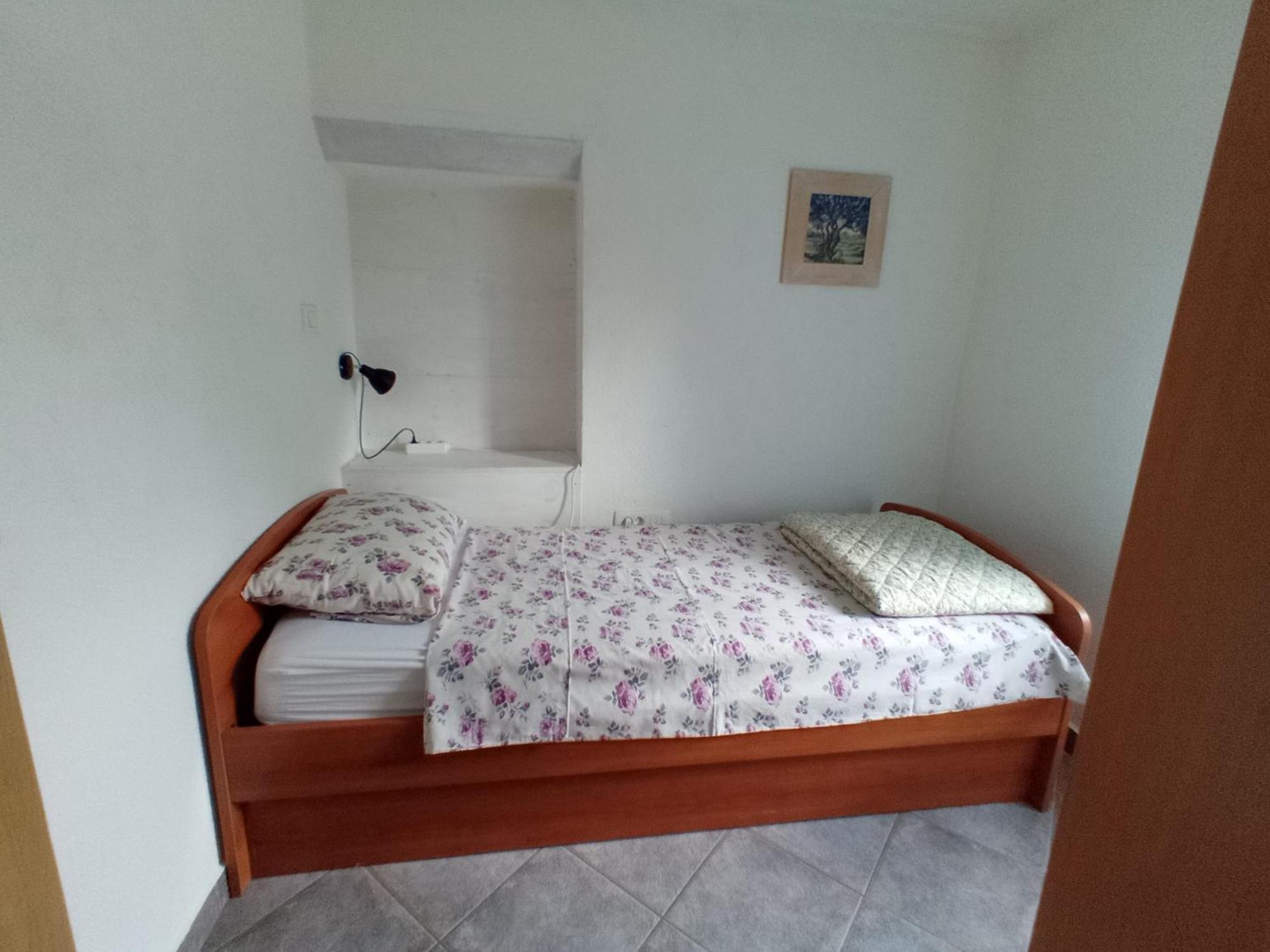 Apartmani Bartulasi Roč エクステリア 写真